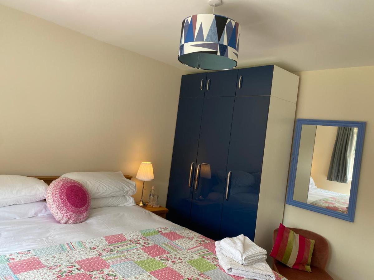 Wellington View One En Suite Shower And Super King Bed Exteriör bild