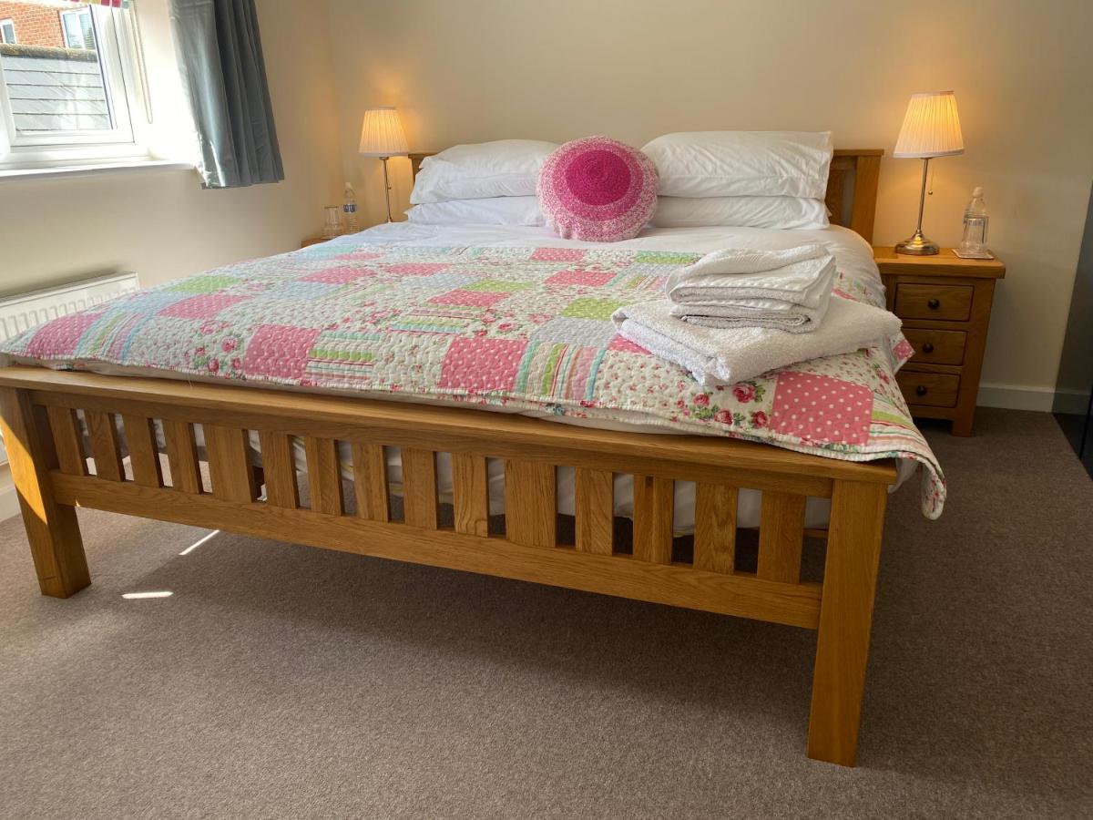 Wellington View One En Suite Shower And Super King Bed Exteriör bild